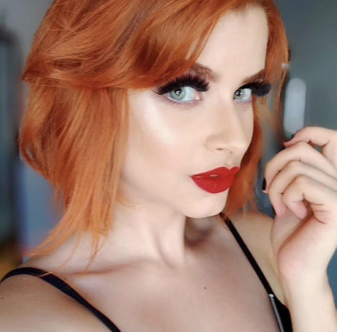 Pick a lipstick color :) ?
