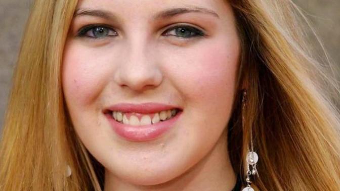Honestly, do you think Ashlie Brillault is pretty?