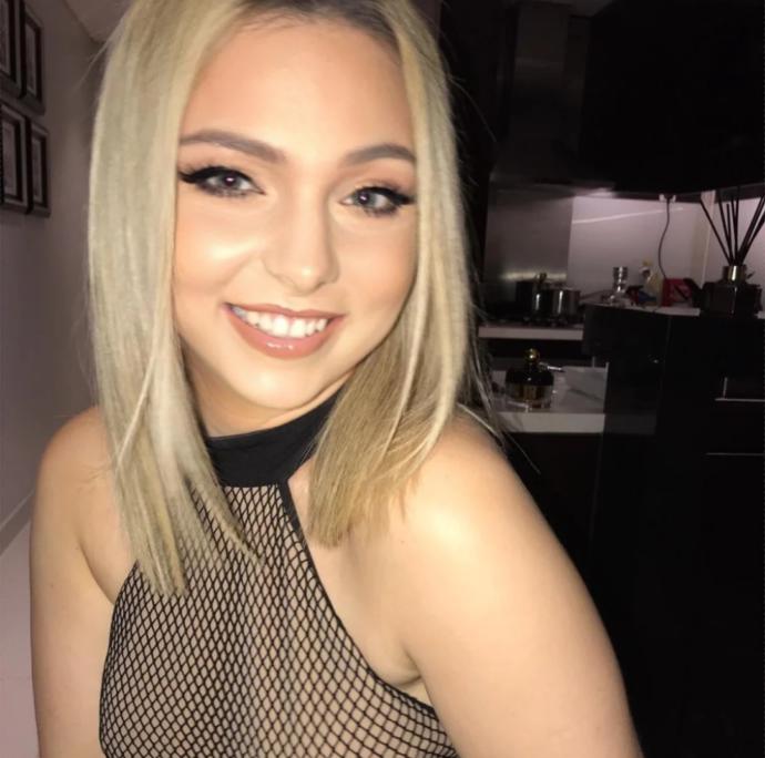 Poll: which girl is the hottest?