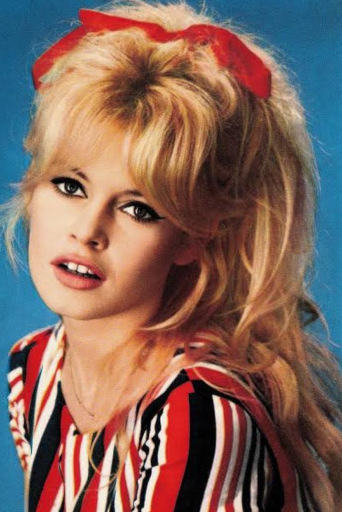 Guys, What do you think of Brigitte Bardot hairstyle? Sexy, modern, classic, outdated, overdone or a combination? Should it make a comeback?