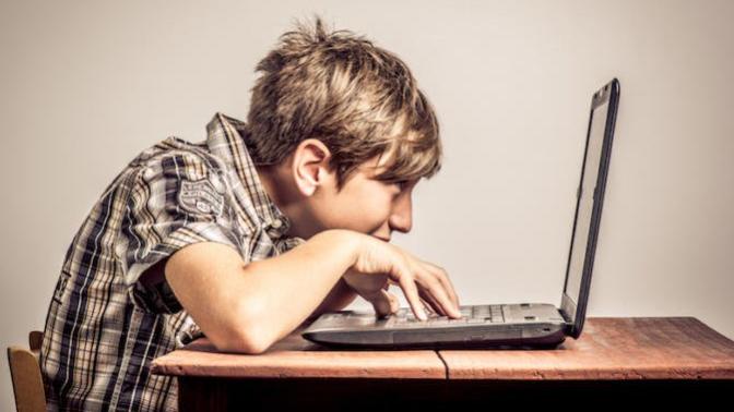 Why people are so brave on the Internet?
