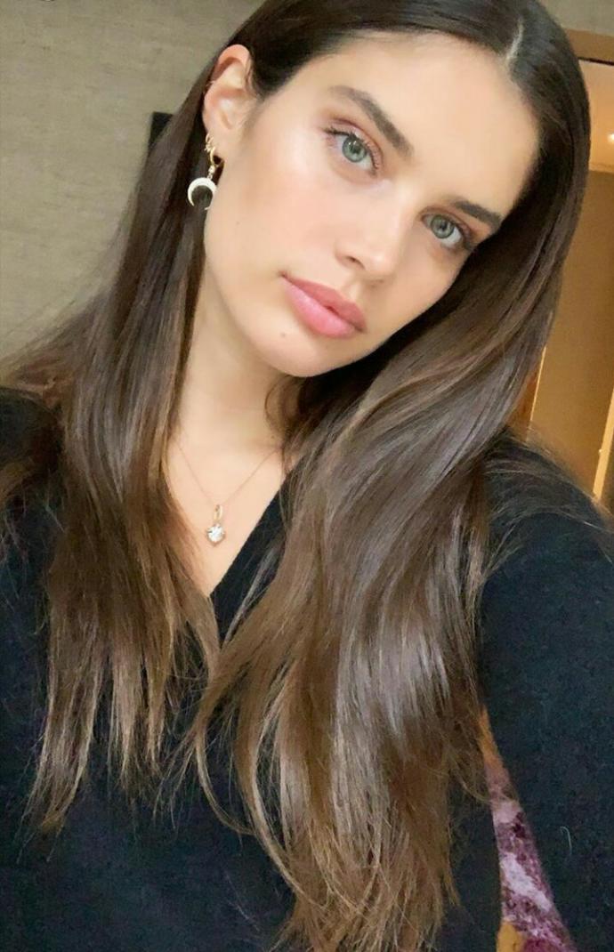 Which lady do you think is prettier or better looking - Sara Sampaio or Barbara Palvin?