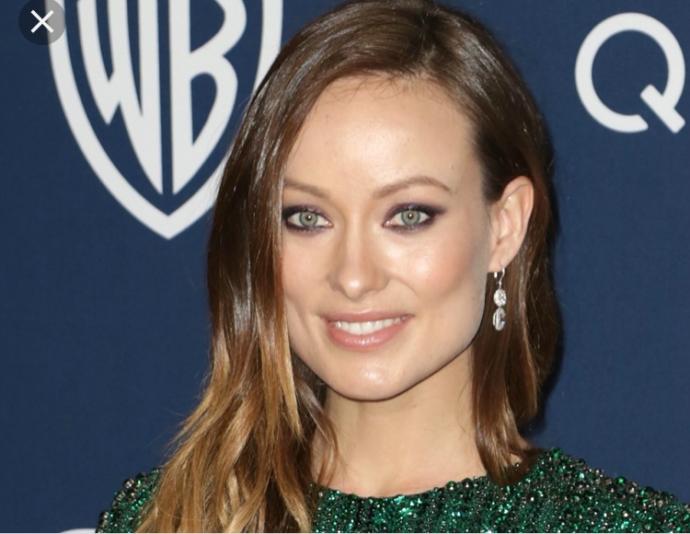 Who is more attractive? Scarlett Johansson or Olivia Wilde? 