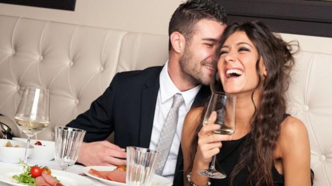 Girls, can personality and confidence compensate for average looks?