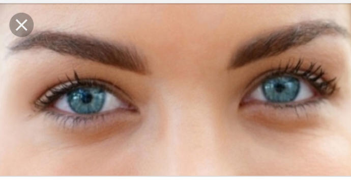 Which eye color is more attractive? Blue or green?