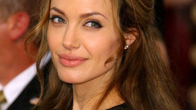 Who is more attractive - young Jennifer Aniston or young Angelina Jolie?