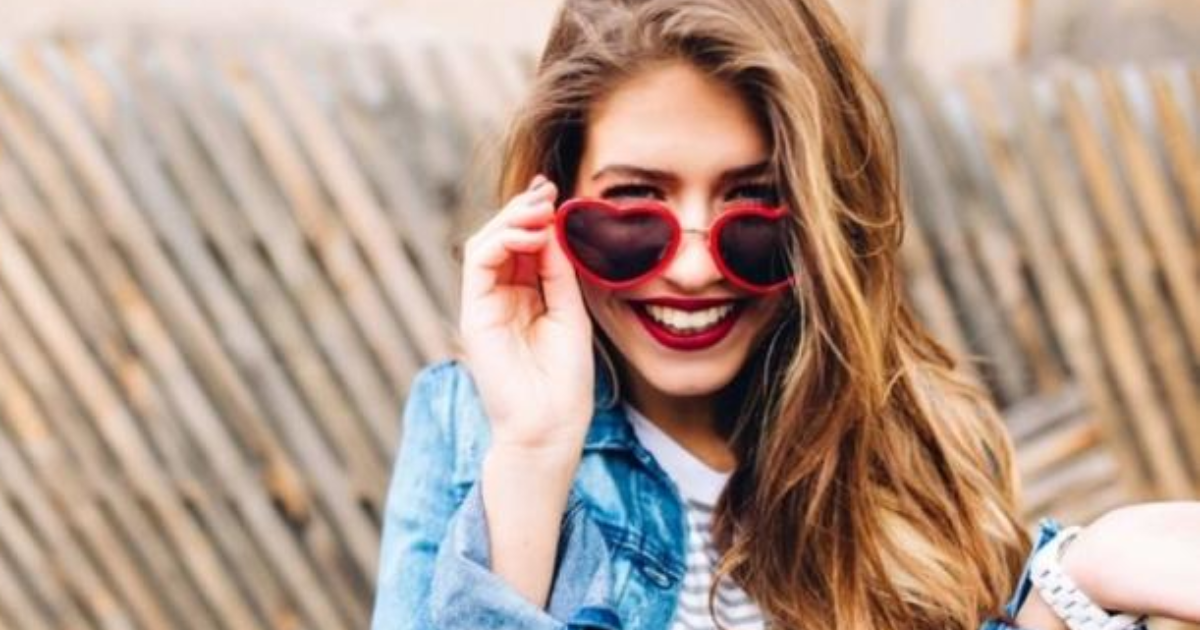 Do you prefer the girl next door look or the Instagram look? GirlsAskGuys