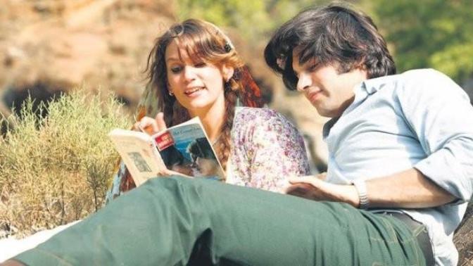 Do you read book to your girlfriend/ boyfriend?