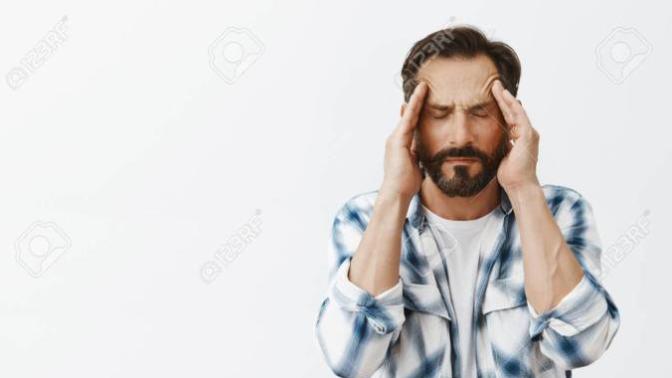 Family is fucking up my date yet again 😡. I don't want her to dump me, how do I play this off?