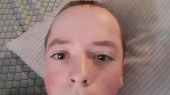 Why do so many girls either friend zone me or think I'm too ugly to even talk to?