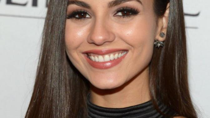 Is Victoria Justice pretty?