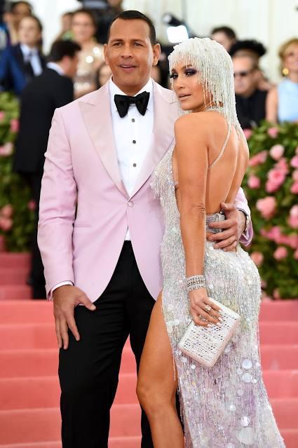 Who looks better at their age: Mariah Carey or Jennifer Lopez?