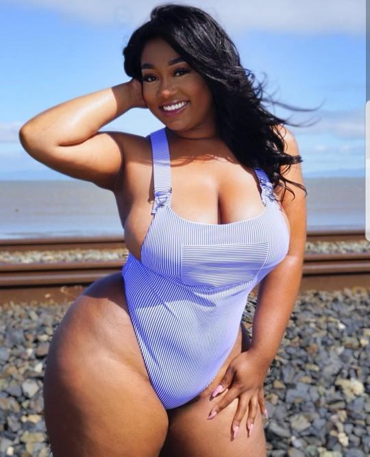 I am a plus size model but concerned my weight may be an issue in dating. Am I datable?
