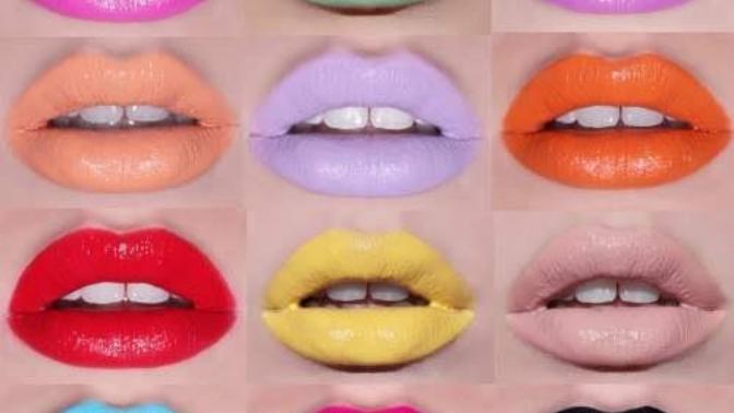 Which do you prefer: Bright and Bold Lipstick Shades or Natural Lipstick Shades?