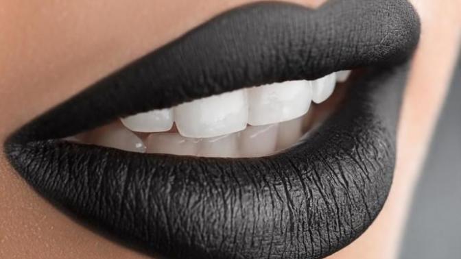 Do You Like Black Lipstick? How Does One Pull It Off?