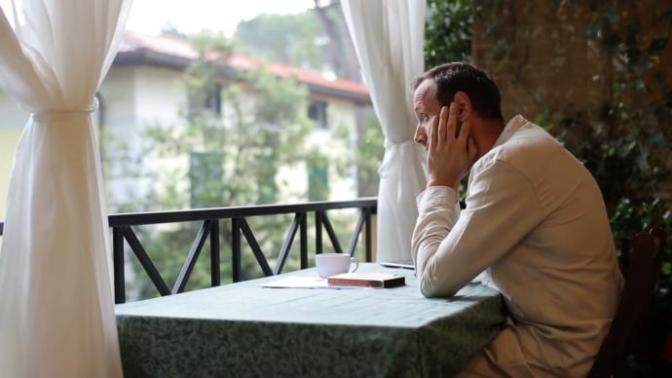 If you get to 30 years old and have been single all your life, is something wrong?