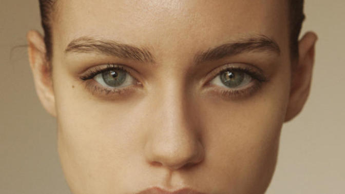 Guys, do you prefer baby features (soft) or defined (sexy)?