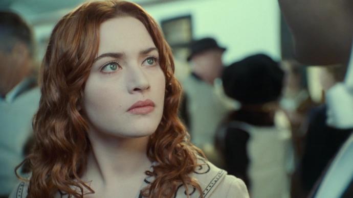 Would you consider Kate Winslet to be the hottest/sexiest English/British actress in history?