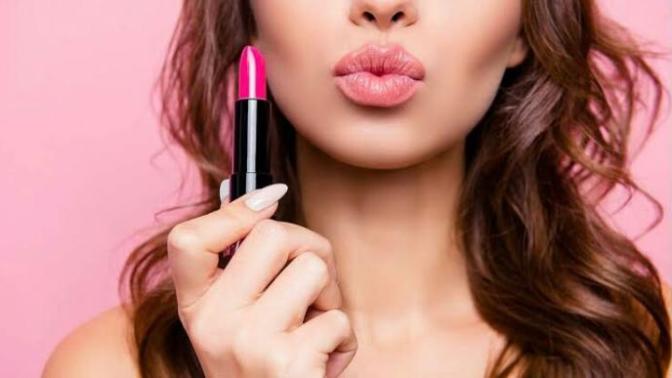 How often do you wear Lipstick?