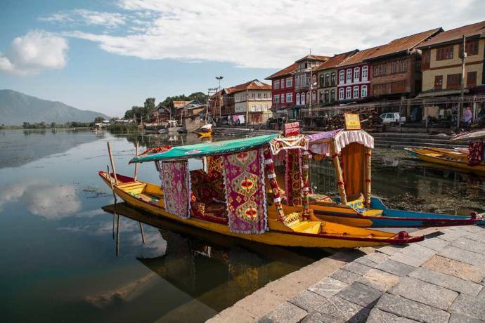 Would you like to visit the disputed Indian state of Jammu & Kashmir?