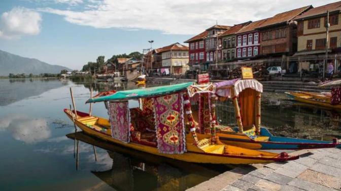 Would you like to visit the disputed Indian state of Jammu & Kashmir?