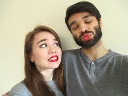 What is your opinion about kissing with lipstick on?