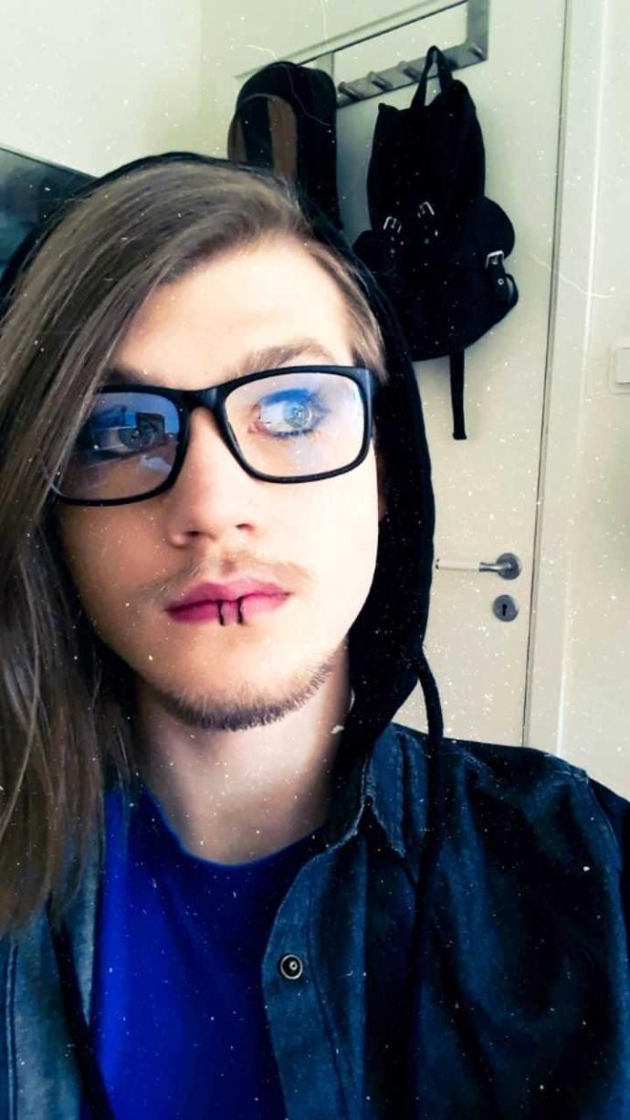 Why does makeup get so much hate/judgment nowadays?