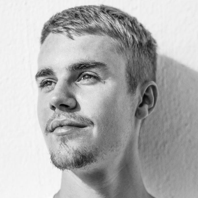 Do you find Justin beiber handsome? Guys can vote as well 👍?