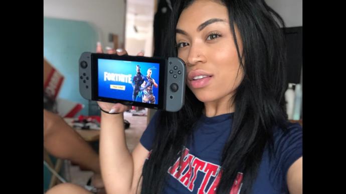 Which Nintendo switch Asian girl would you date Gray or Neon?
