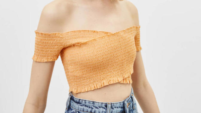 Girls, can you work/sport a crop cami top?
