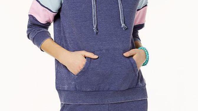 Do you think this hoodie looks good?