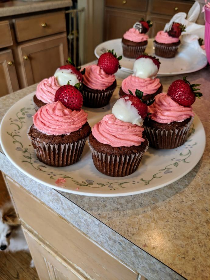 ❤️ What do you think of my Chocolate Strawberry Cupcakes?