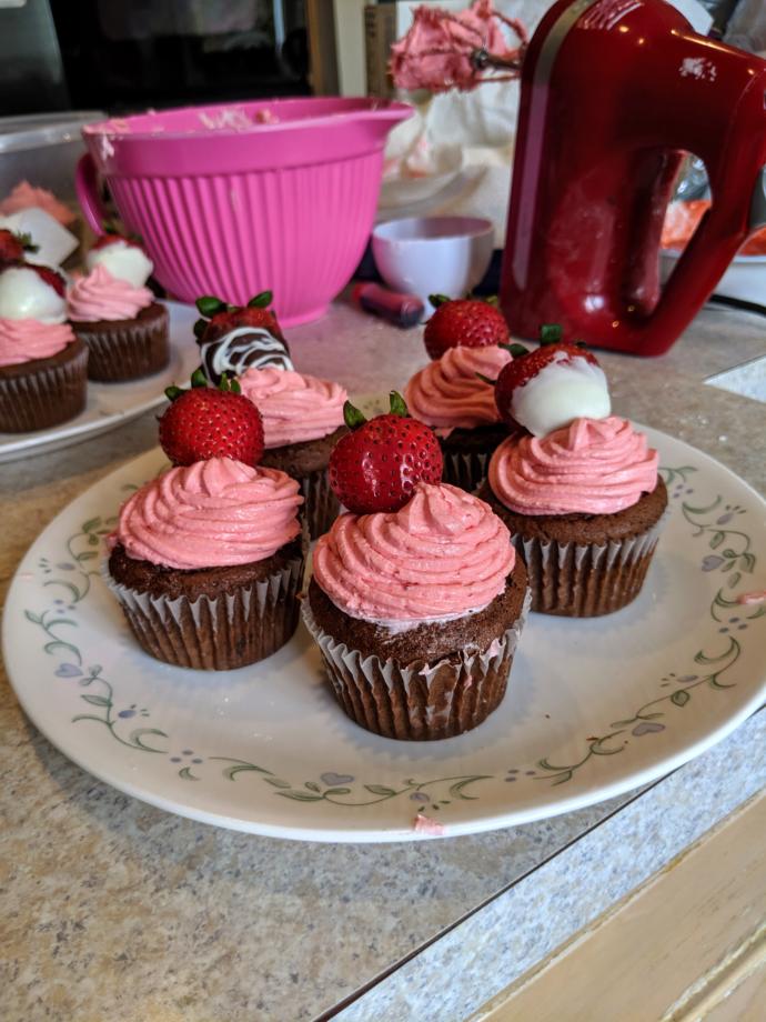 ❤️ What do you think of my Chocolate Strawberry Cupcakes?