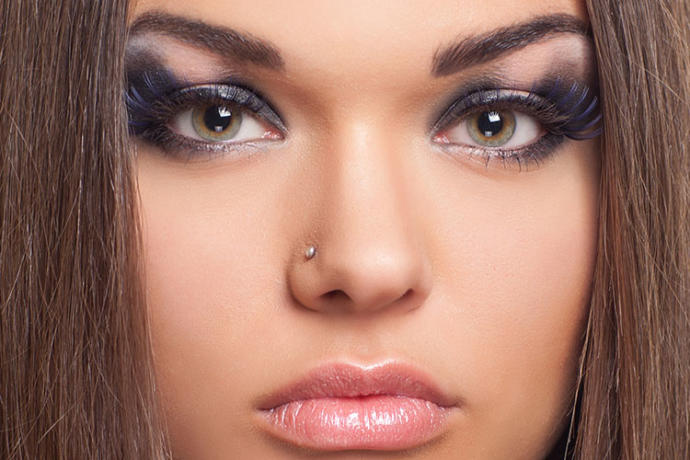 Which type of piercing do you think looks better? 