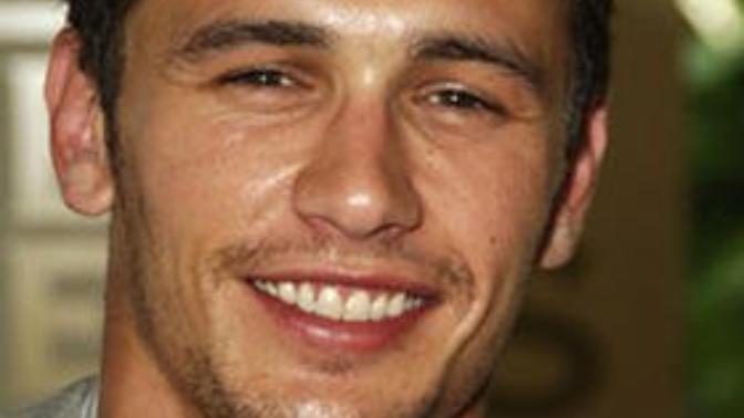 Do men get jealous that straight good looking men such Justin beiber and James Franco only like women?
