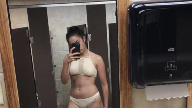 Are hip dips unattractive?