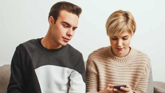 Jealousy - when is it healthy, and when is it excessive?