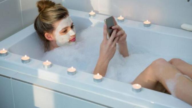 Do you use your phone in the tub/shower?