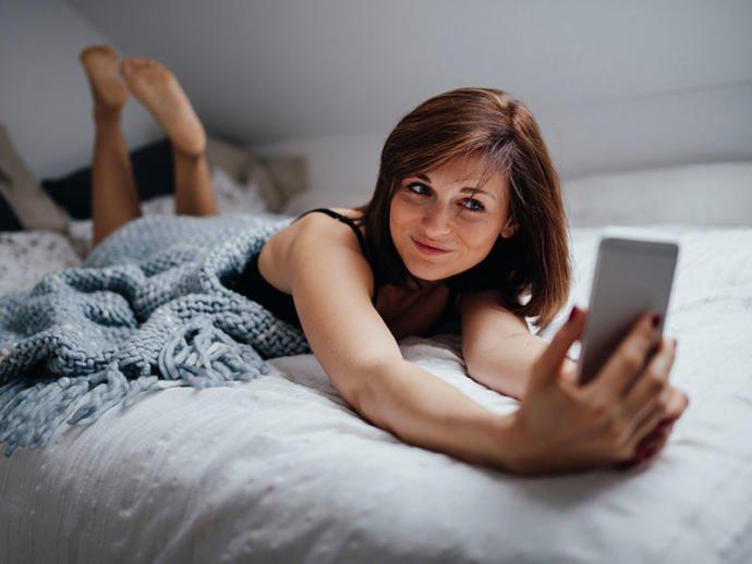Can a cute girl still look hot or sexy?