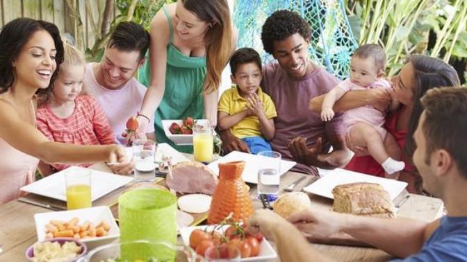 Guys, do y’all like going to baby showers?