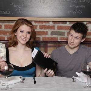 Guys: If a woman doesn't offer to pay or split the bill on a first date, how do you react or respond?