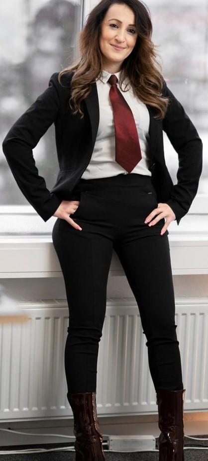 Thoughts on women in Neckties?