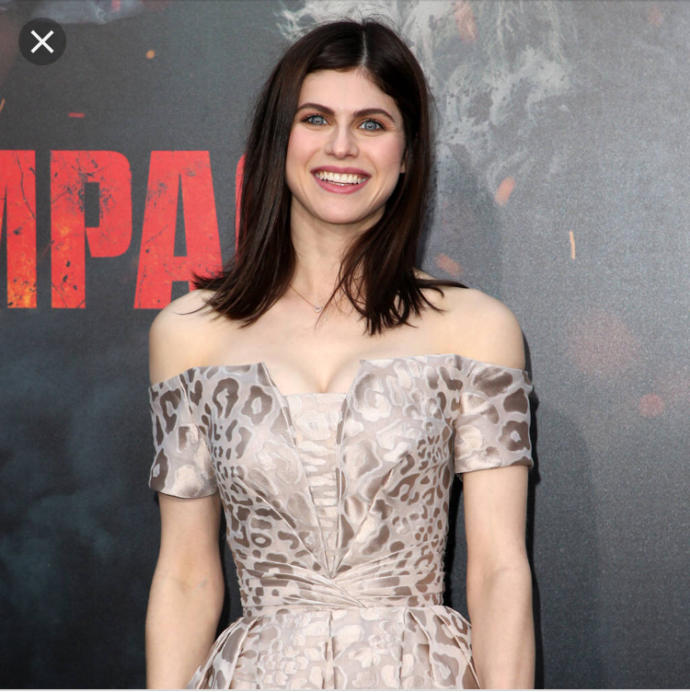Is Alexandra Daddario attractive?