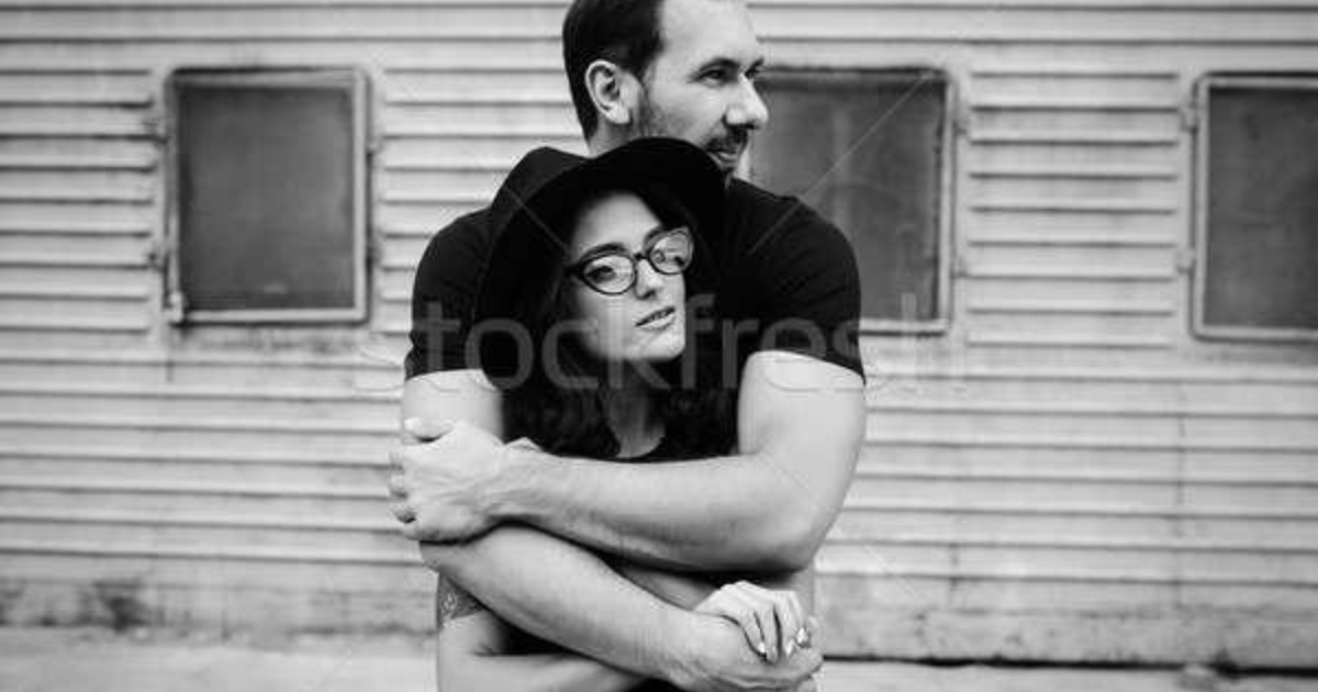 Does your partner hug you from behind? - GirlsAskGuys