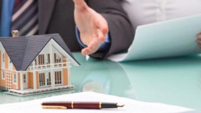 Which is better, Condos or Townhomes?