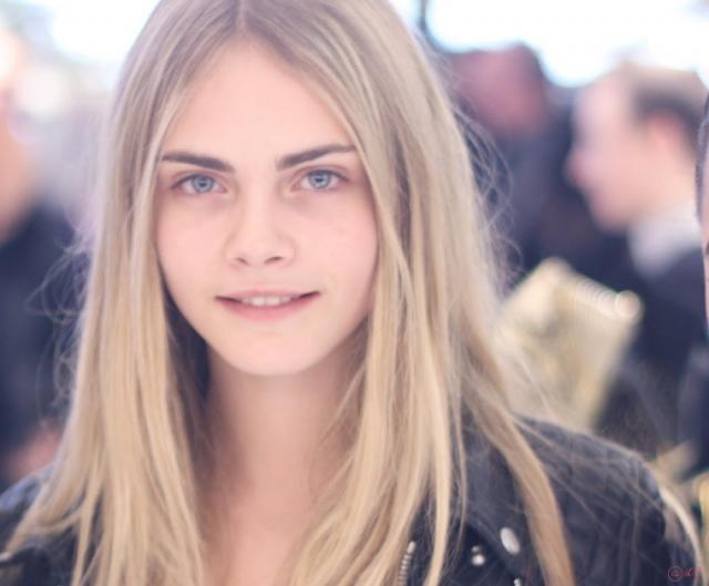 Who is the most beautiful of these celebrities without makeup?