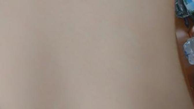 Girls, does my armpit look pretty?