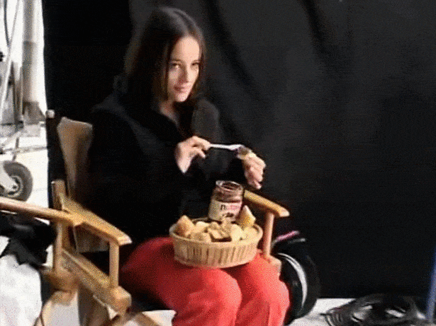 Body language: why did Alizee do that?