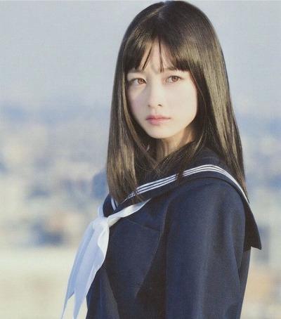 Which famous people do you view as overrated in terms of physical beauty?