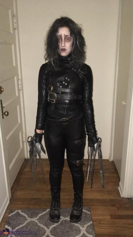 What would be a winning Halloween costume??